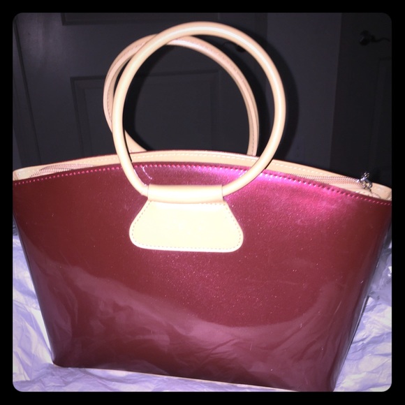 beijo Handbags - Beijo Purse London, France, New York immaculate